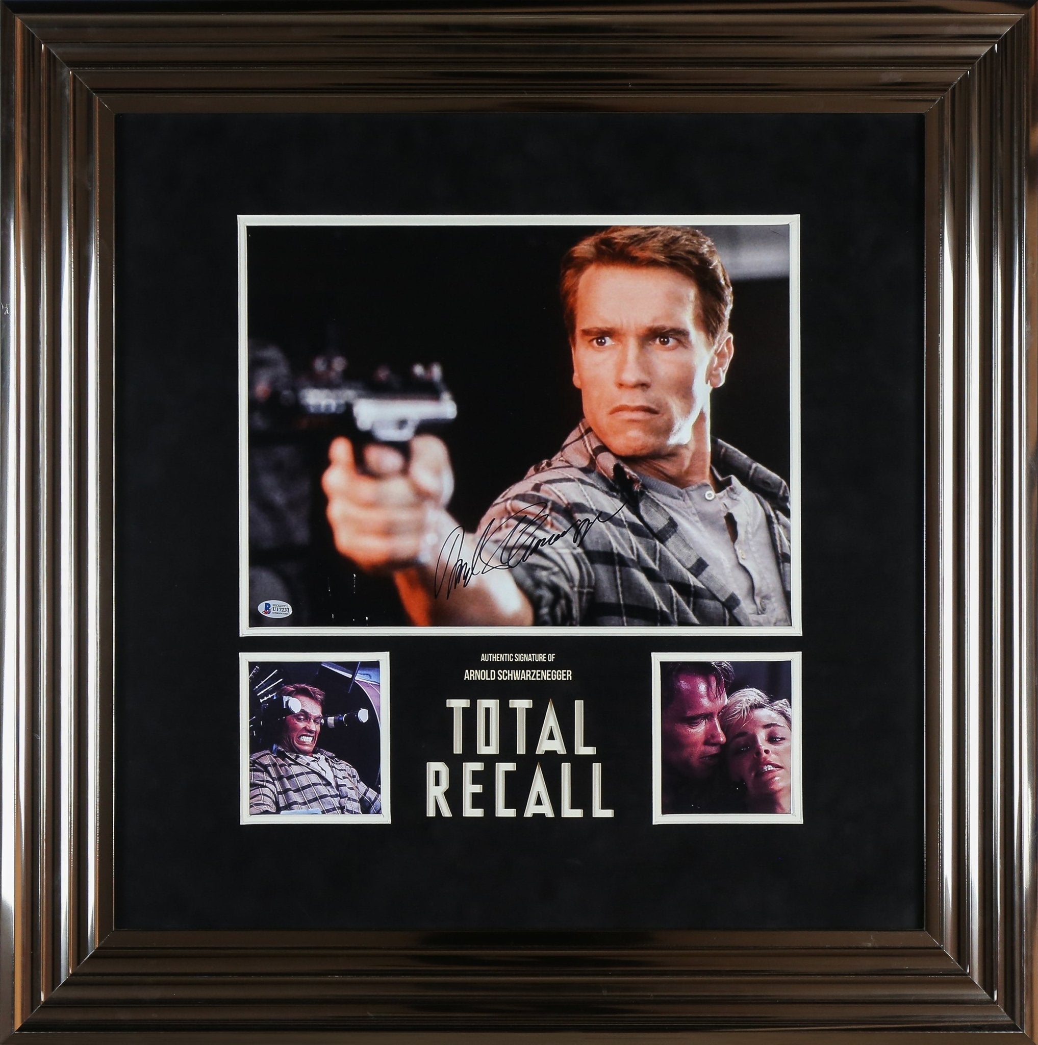 Arnold Schwartzenegger, Total Recall signed 12x8 Photograph Framed Display - Memorabilia Framers Shop